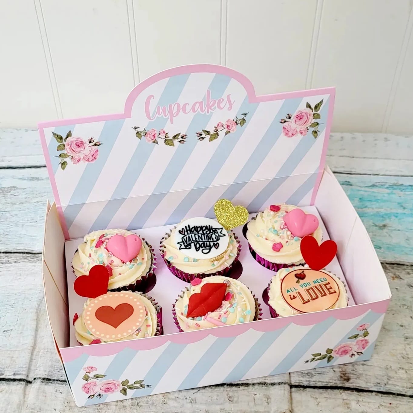 Afternoon tea cupcake display boxes (6 full size/12 mini cupcakes)